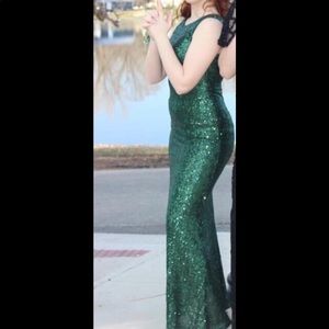 Body-con Green Sequin Dress